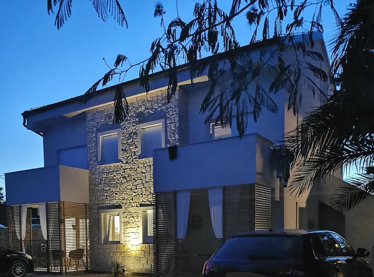 Apartment House Gaia Gajac ภายนอก รูปภาพ